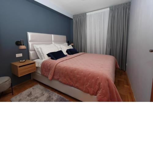 Etal Luxury Apartment