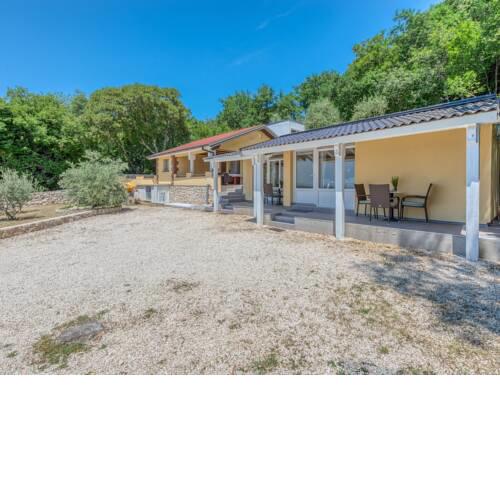 Exotic Holiday Home in Tribanj-Krušćica near the Sea