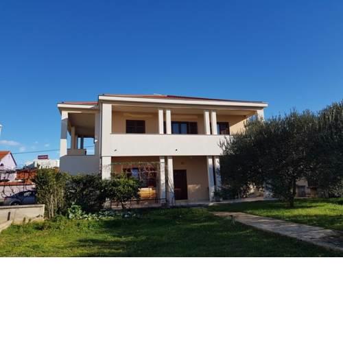 Family apartment Mira