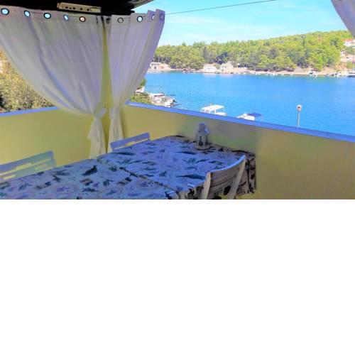 Family apartment with sea view