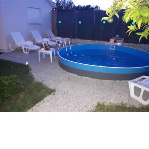 Family friendly apartments with a swimming pool Kastel Stafilic, Kastela - 18062