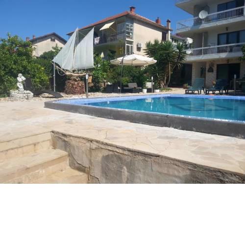 Family friendly apartments with a swimming pool Stari Grad, Hvar - 583