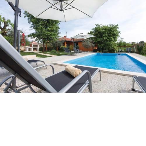 Family friendly house with a swimming pool Sveti Lovrec, Central Istria - Sredisnja Istra - 14432