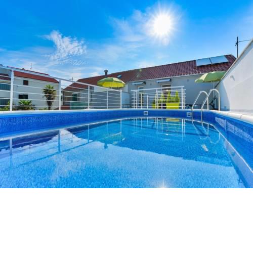 Ferienhaus Gaga mit Pool 50 m vom Meer - [#120612]