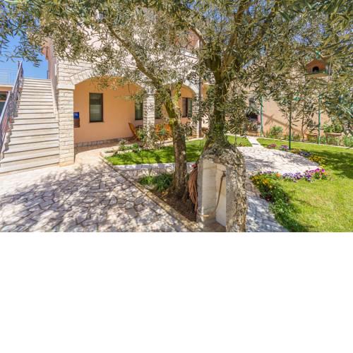 Apartment Ljuba
