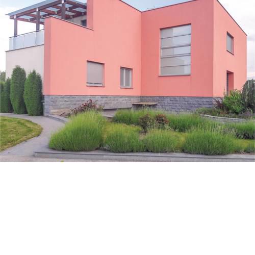Five-Bedroom Holiday Home in Velika Zakovica
