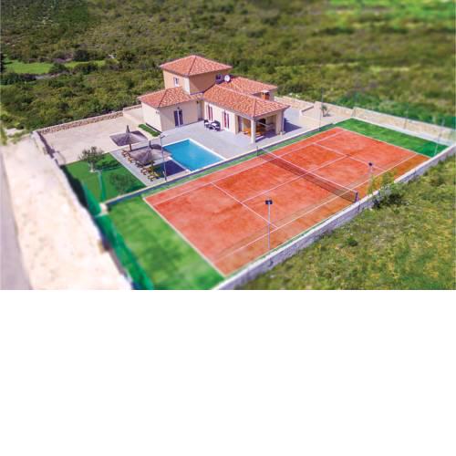 Four-Bedroom Holiday home Debeljak with an Outdoor Swimming Pool 08