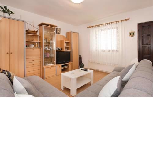 Four-Bedroom Holiday Home in Betina
