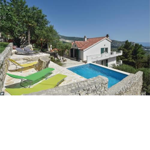 Four-Bedroom Holiday Home in Klis