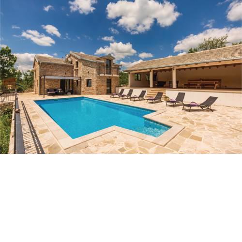 Four-Bedroom Holiday Home in Krivodol