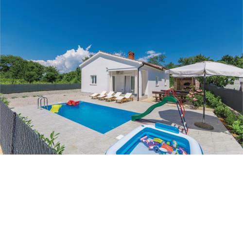 Four-Bedroom Holiday Home in Nedescina