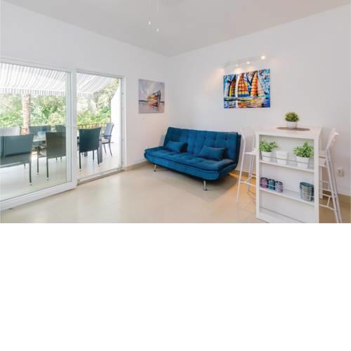 Four-Bedroom Holiday Home in Ston