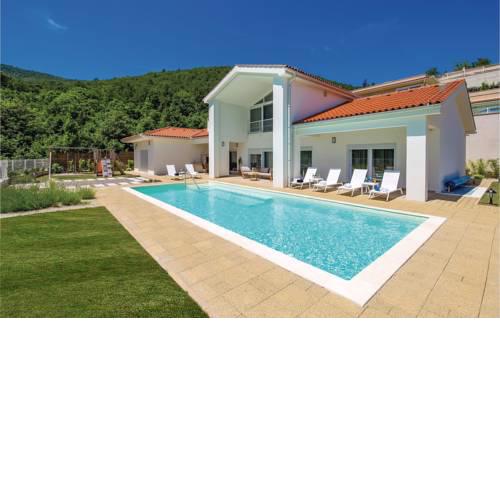 Four-Bedroom Holiday Home in Veprinac