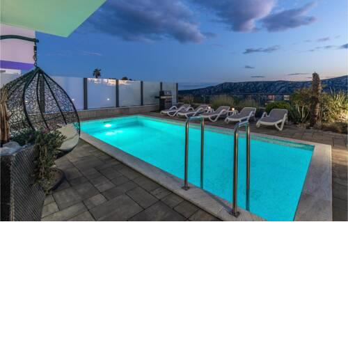 Four-Bedroom Holiday home Kostelj with Sea View 03