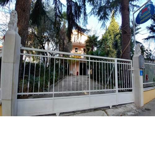 GINO house with apartments
