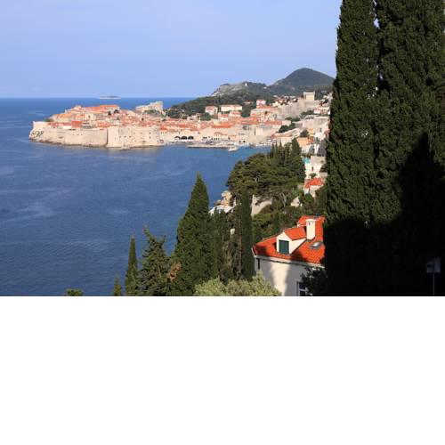 Golden Creek Amazing Sea Views Apartment