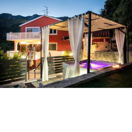 "Green garden" relaxing holiday house