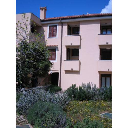 Guest House Santulin
