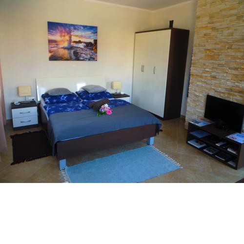 F&R Apartments