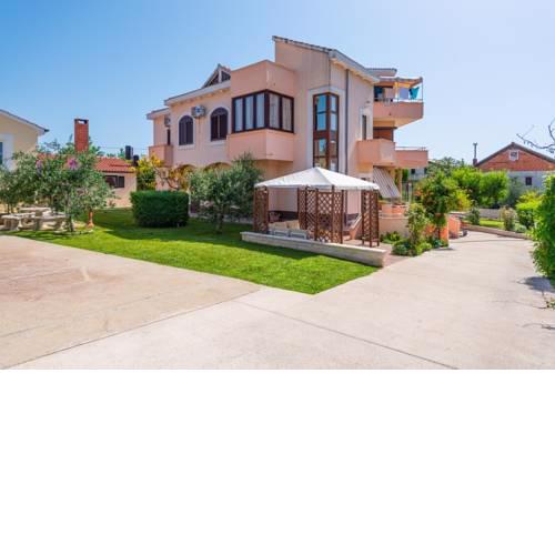 Guesthouse Privlaka (821)
