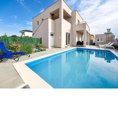 Haus Karlo with Pool