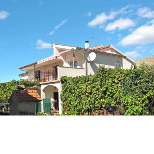 Haus Lucija 210S