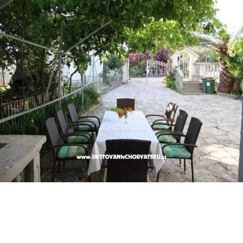 Holiday apartment in Tribunj with balcony, air conditioning, W-LAN 5037-4