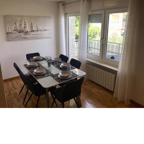 Holiday Apartment Lavanda