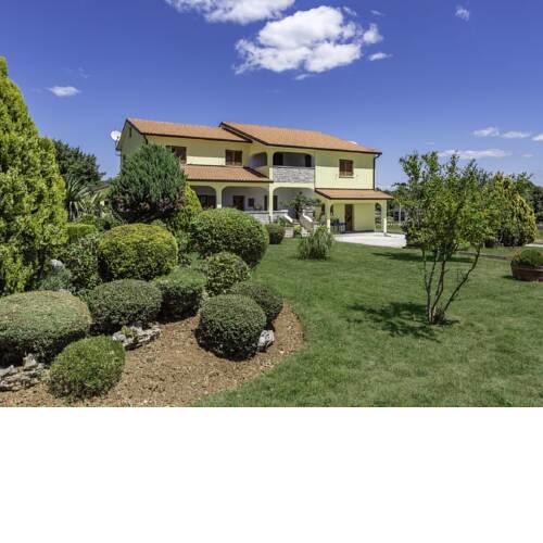 Holiday Apartment located in the heart of Istria, WiFi, private parking