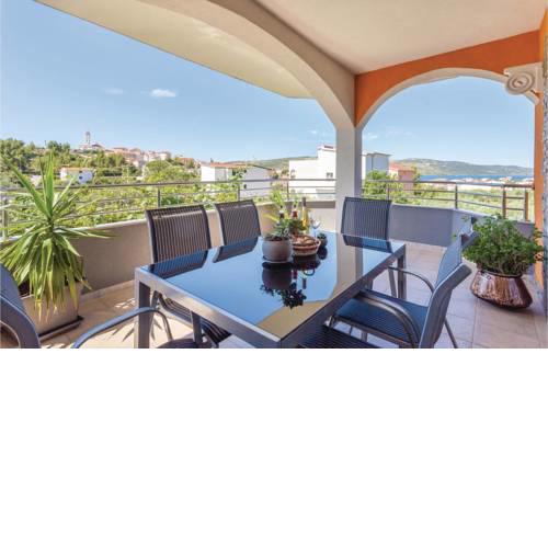 Holiday Apartment Seget Vranjica 01