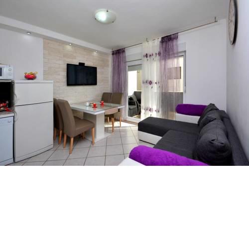 Holiday apartments Podstrana, Split - 12045
