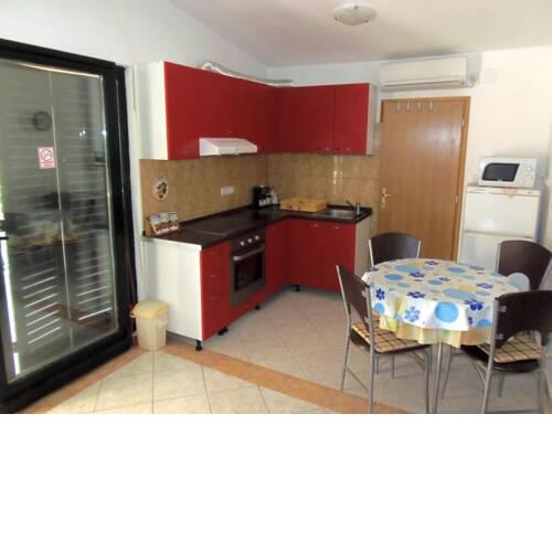 Holiday home 193437 - Holiday apartment 233589