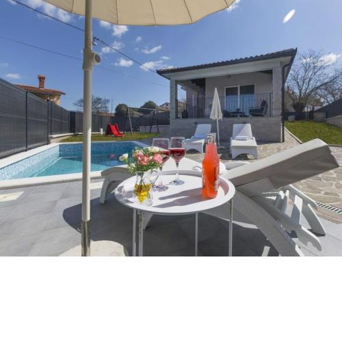 Holiday Home 5012-1 for 6 people in Krsan