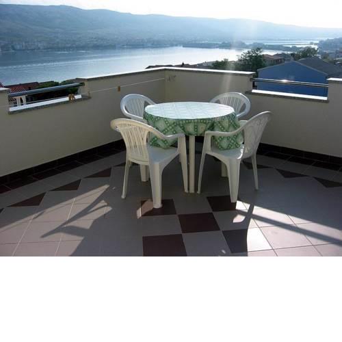 Divine Apartment in Pag Dalmatia, Crotia