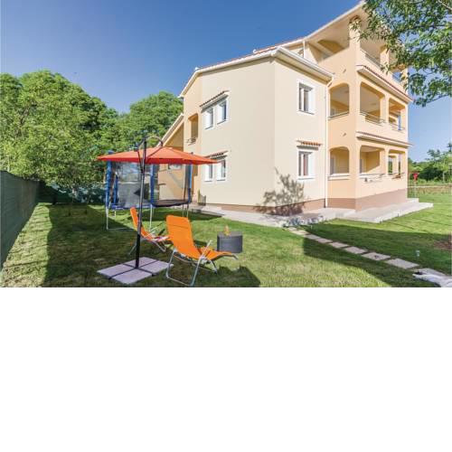 Holiday Home Barban 01