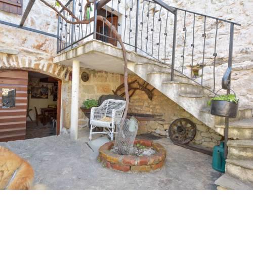 Holiday Home Bili Dvori