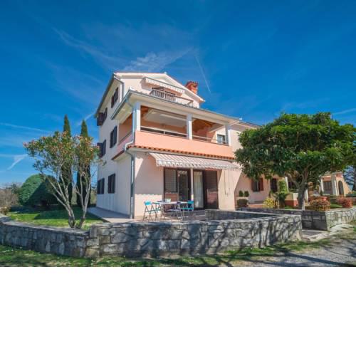 Holiday Home Biškupi
