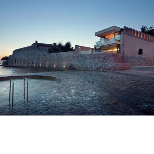 Beachside Holiday Home in Novigrad Istria with Private Pool