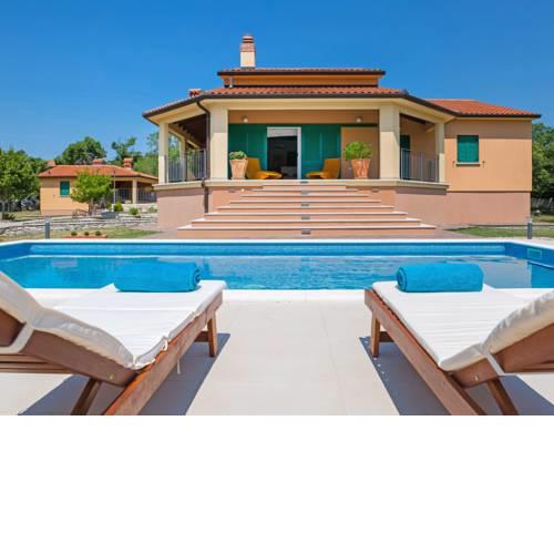 Holiday Home Dani