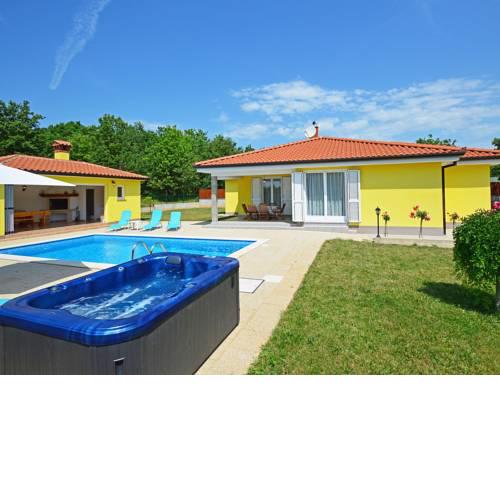 Holiday Home Eliana