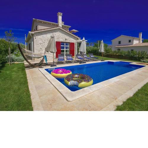 Serene Villa in Lasici with Private Pool