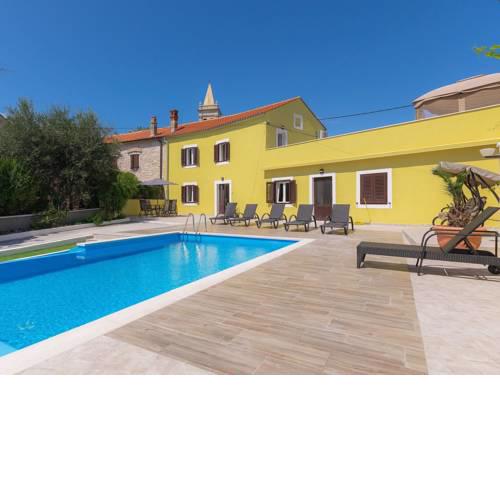 Holiday Home Evelina