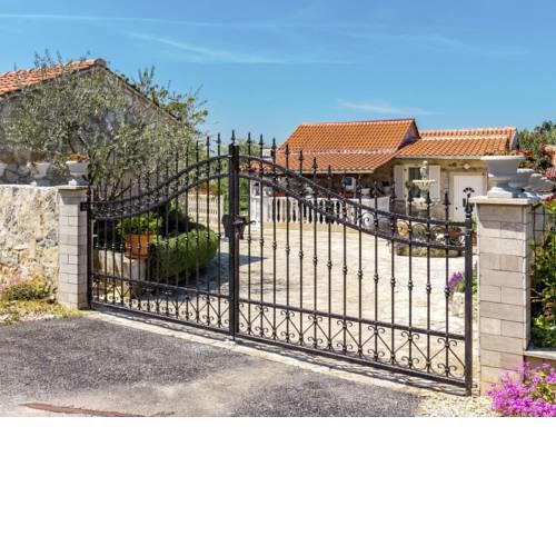 Holiday Home Glavica (PRC605)