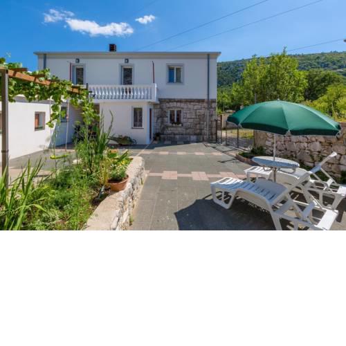 Holiday home in Drivenik 39097
