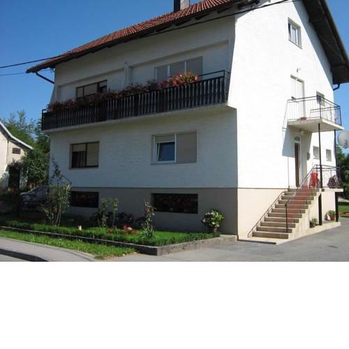 Holiday home in Gomirje 17255