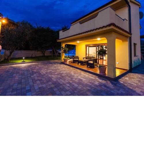Holiday home in Kamenjak 39280