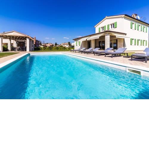 Holiday home in Krancici/Istrien 37015