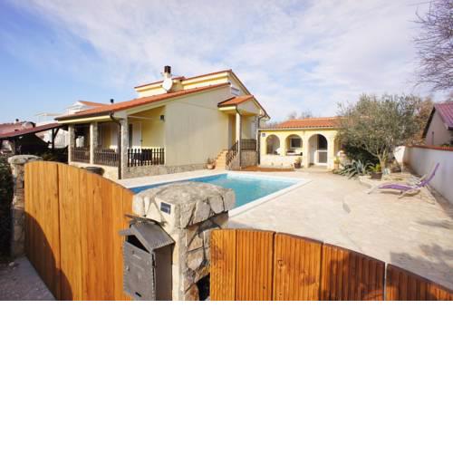 Holiday home in Liznjan/Istrien 17282