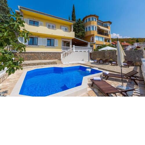 Holiday home in Smokvica Krmpotska 39441