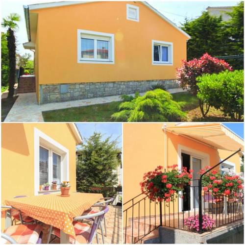 Holiday Home Istra with JACUZZI
